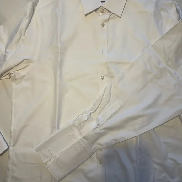 Charles Tyrwhitt Classic Fit White Shirt - Picture 5 of 6